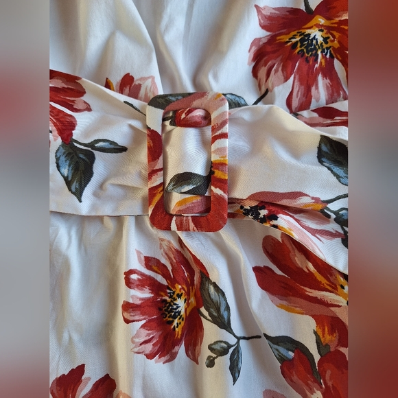 Floral Wrap Blouse with Belt - Picture 9 of 12